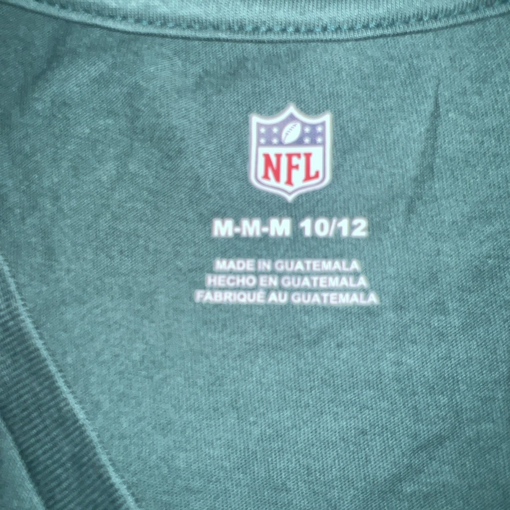 Philadelphia Eagles Youth Medium Short Sleeve T Shirt Green Helmet Graphic NFL - Picture 2 of 4
